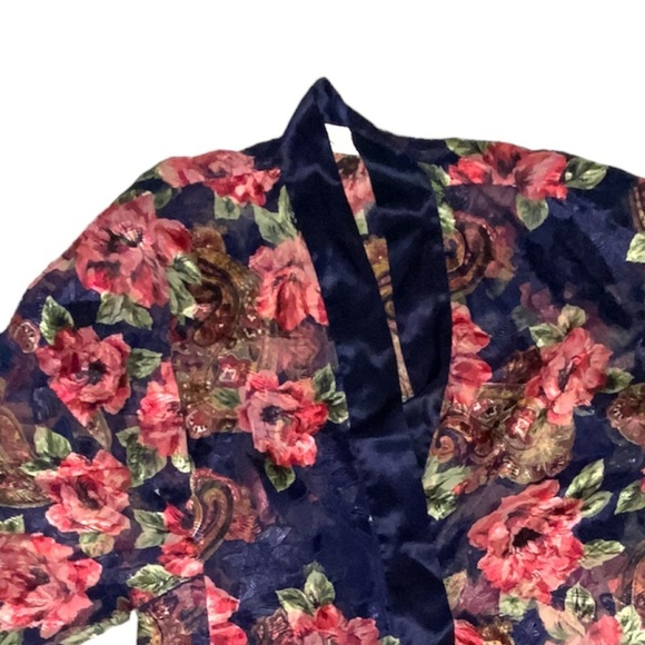 Victoria Secret Gold Label Vintage Floral Chemise Slip and Robe Set O/S-M - Picture 9 of 12